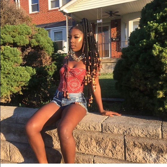 Meet your Posher, Emmannuela - Picture 1 of 1